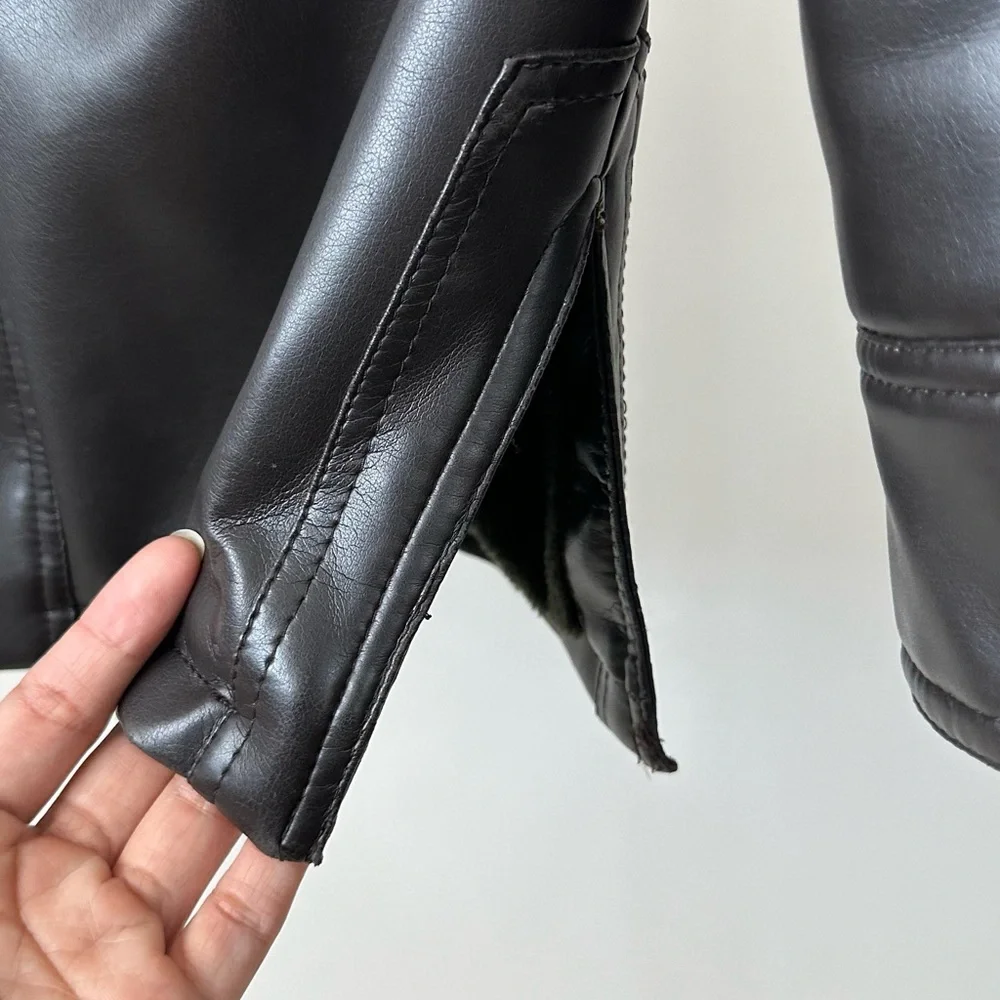 RARE! 70S CHOCOLATE BROWN VEGAN LEATHER SNAP BUTTON JACKET DAGGER COLLAR- Mens M - Picture 12 of 13